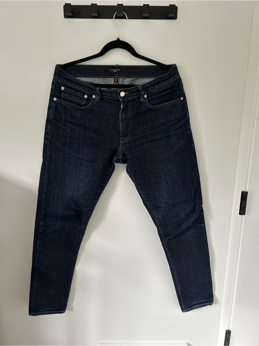 Club Monaco Dark Wash Straight-Leg Jeans